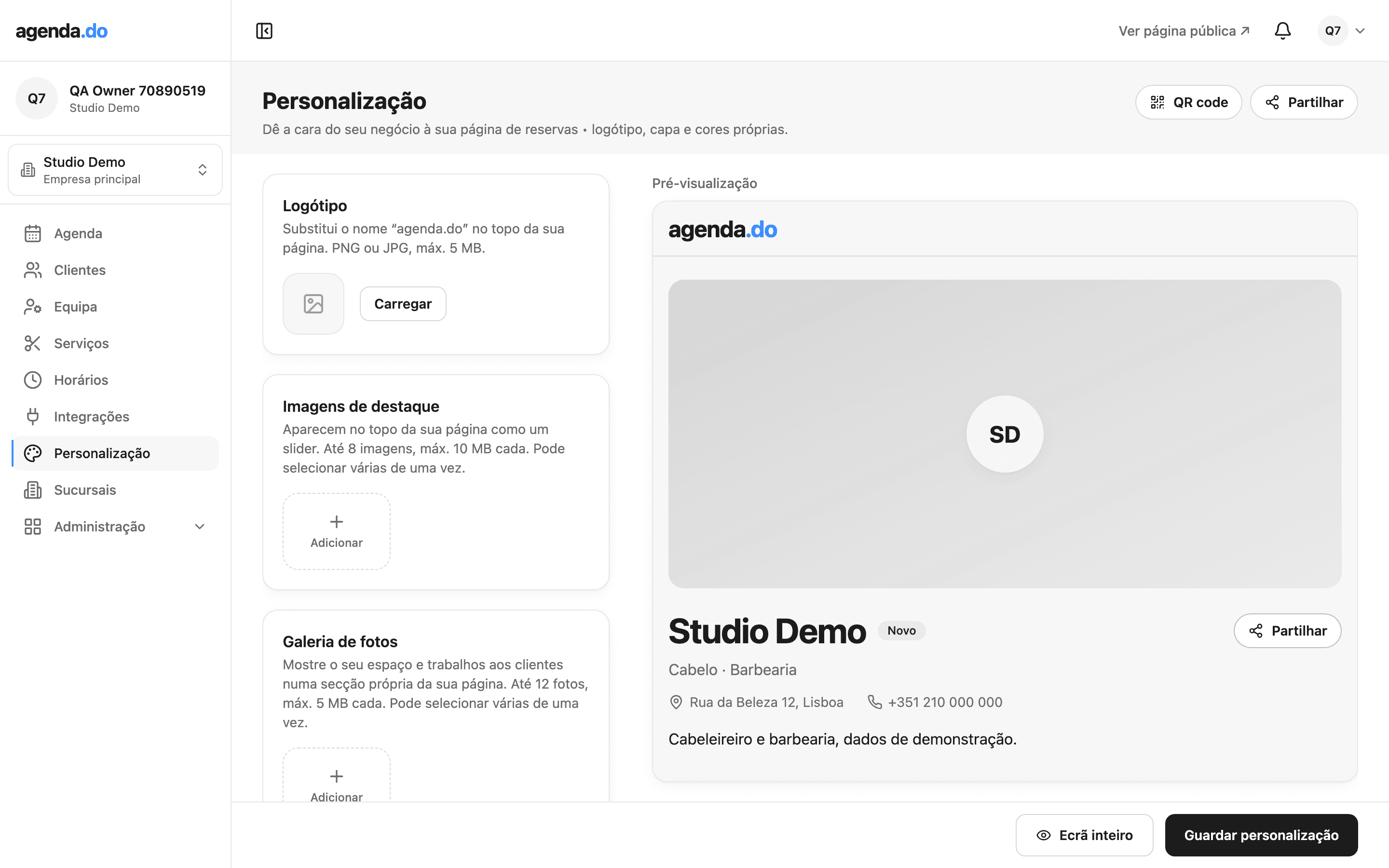 Personalização da página pública com a pré-visualização ao lado.